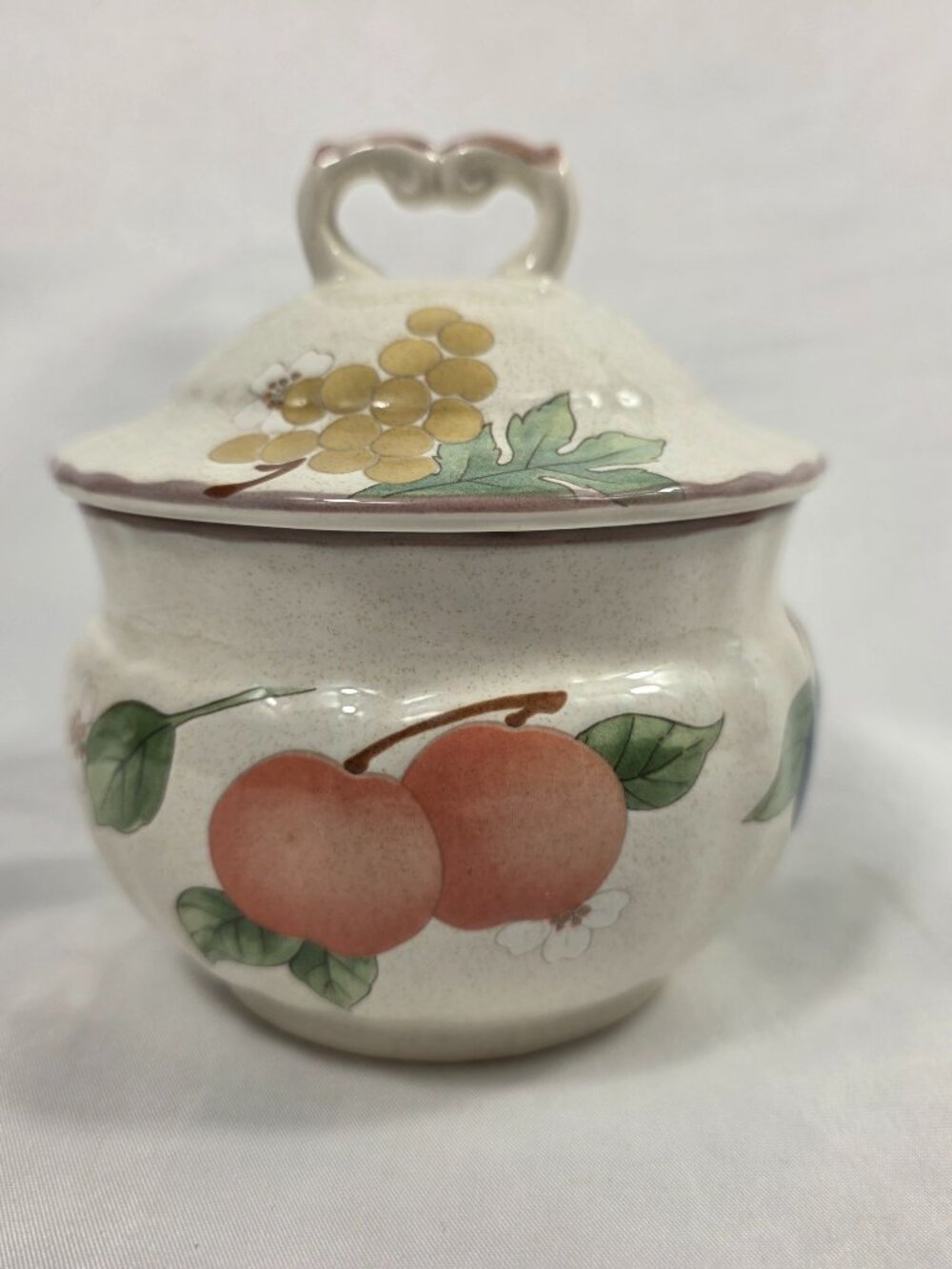 Mikasa Fruit Panorama Sugar Bowl & Lid DC014 Ivory with Colorful Fruit & Flowers